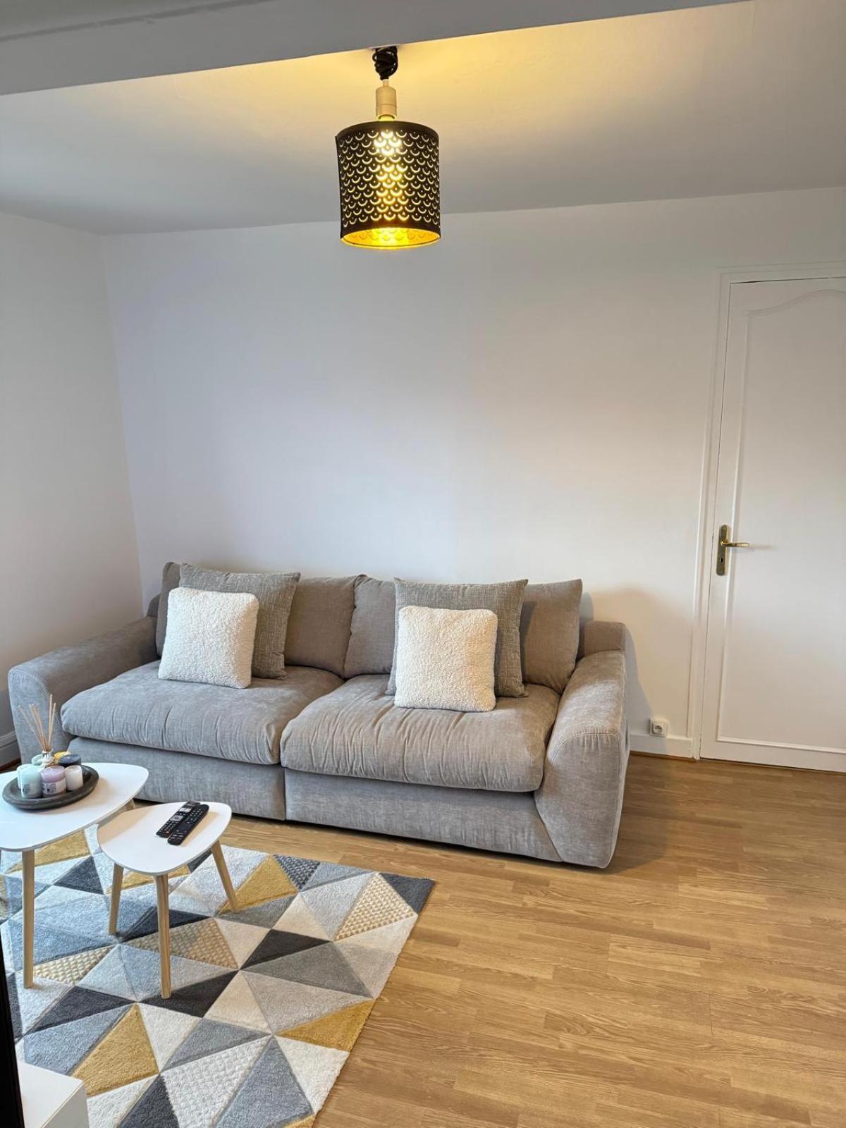 Residence Mh Lyon Rillieux-la-Pape Eksteriør billede